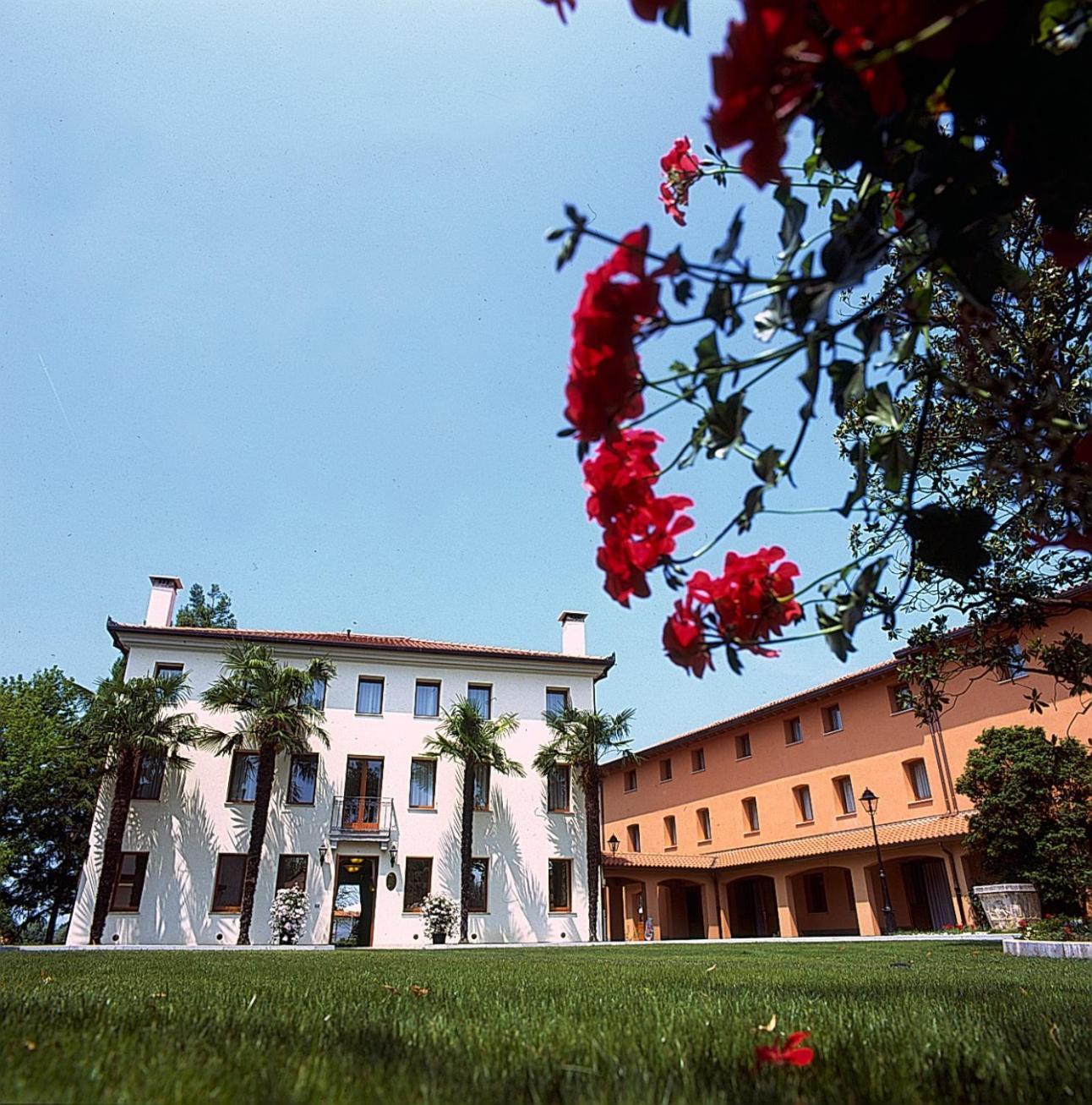 Hotel Dall'Ongaro Ghirano Εξωτερικό φωτογραφία