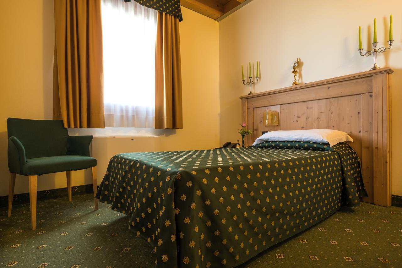 Hotel Dall'Ongaro Ghirano Εξωτερικό φωτογραφία