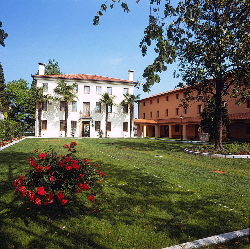 Hotel Dall'Ongaro Ghirano Εξωτερικό φωτογραφία