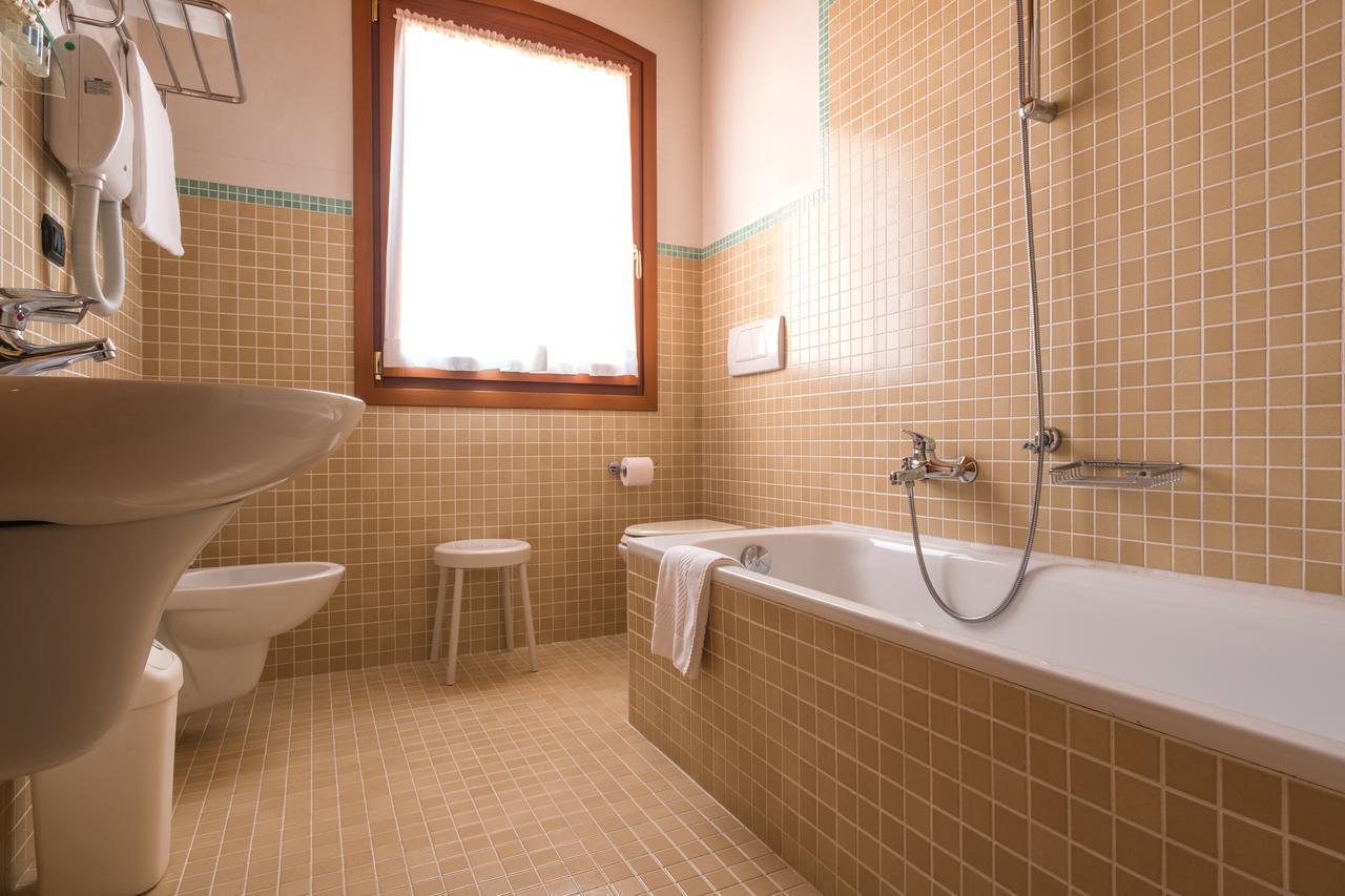 Hotel Dall'Ongaro Ghirano Εξωτερικό φωτογραφία