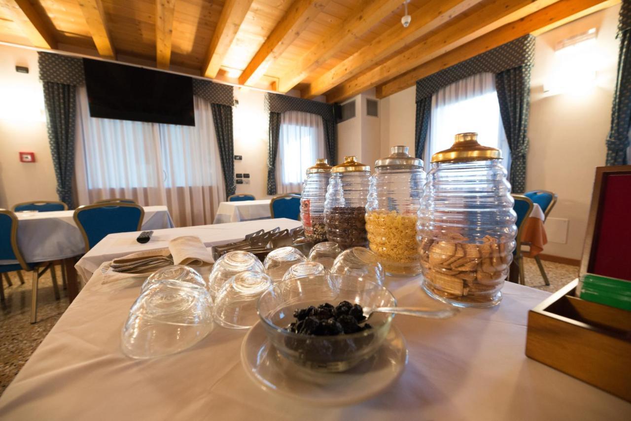 Hotel Dall'Ongaro Ghirano Εξωτερικό φωτογραφία